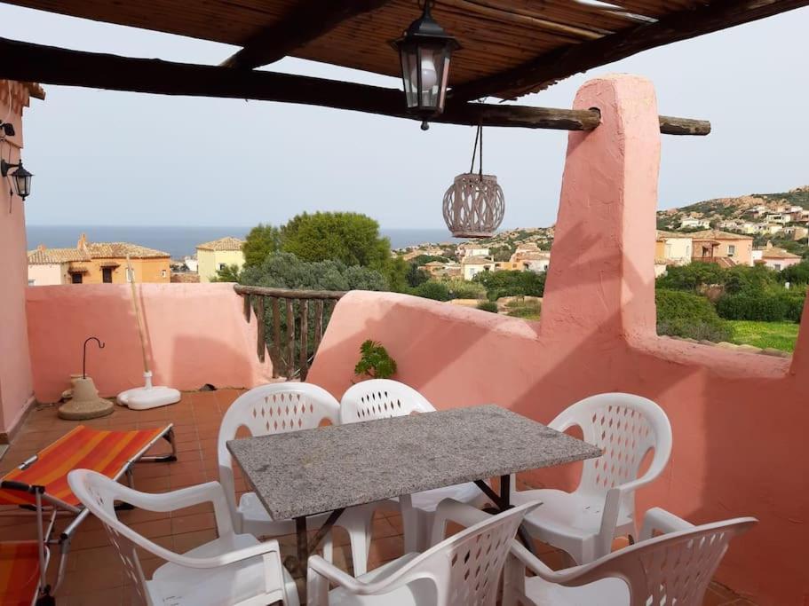 Un Angolo Di Paradiso A Pochi Passi Dal Mare Nel Villaggio Calarossa Isola Rossa  Exterior photo
