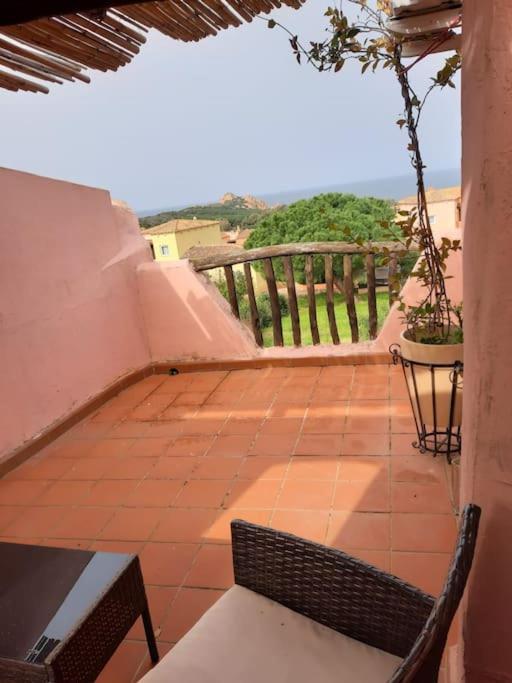 Un Angolo Di Paradiso A Pochi Passi Dal Mare Nel Villaggio Calarossa Isola Rossa  Exterior photo