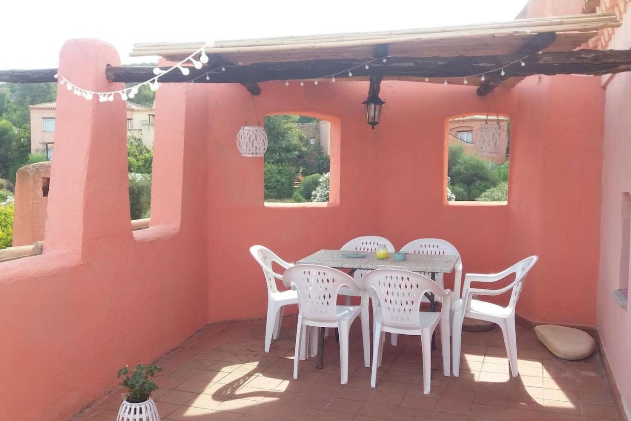 Un Angolo Di Paradiso A Pochi Passi Dal Mare Nel Villaggio Calarossa Isola Rossa  Exterior photo